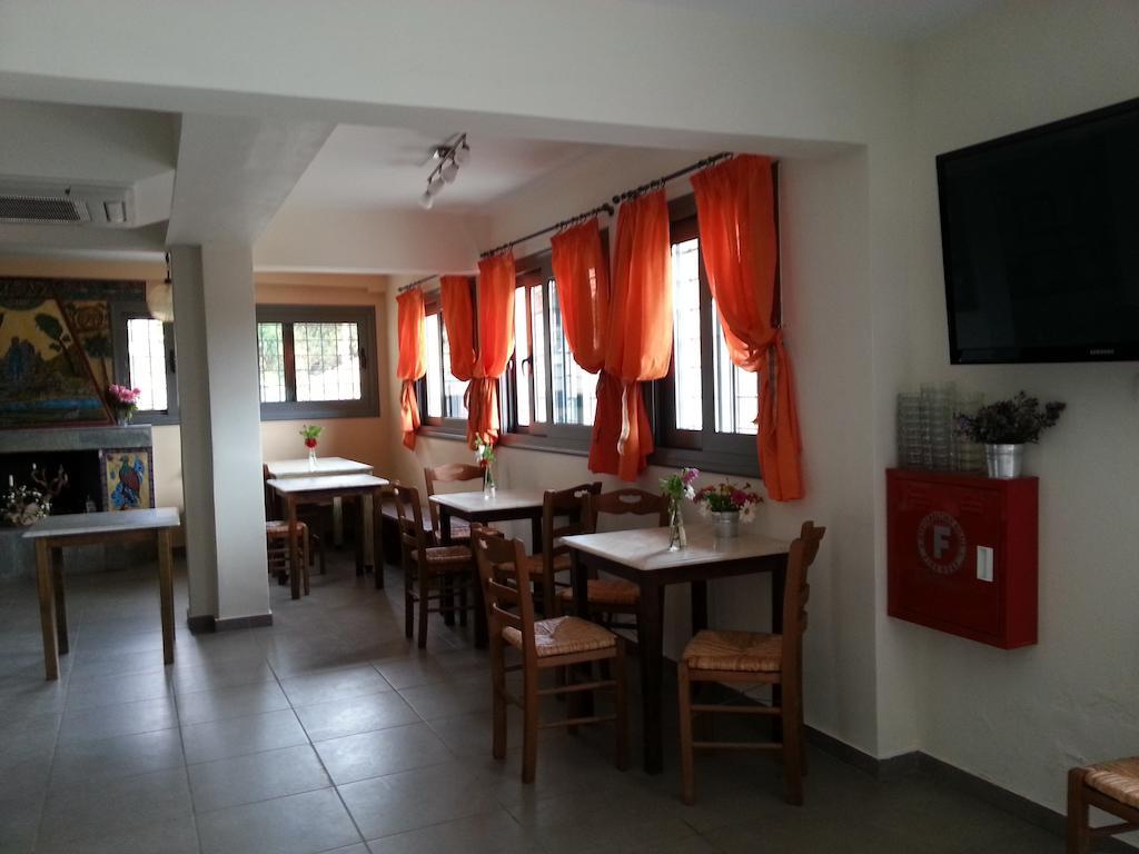 To Greki Hotel Livartzi Exterior foto